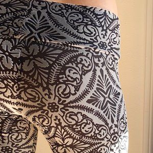 Velvet Print Stretch Leggings - Warrior Within